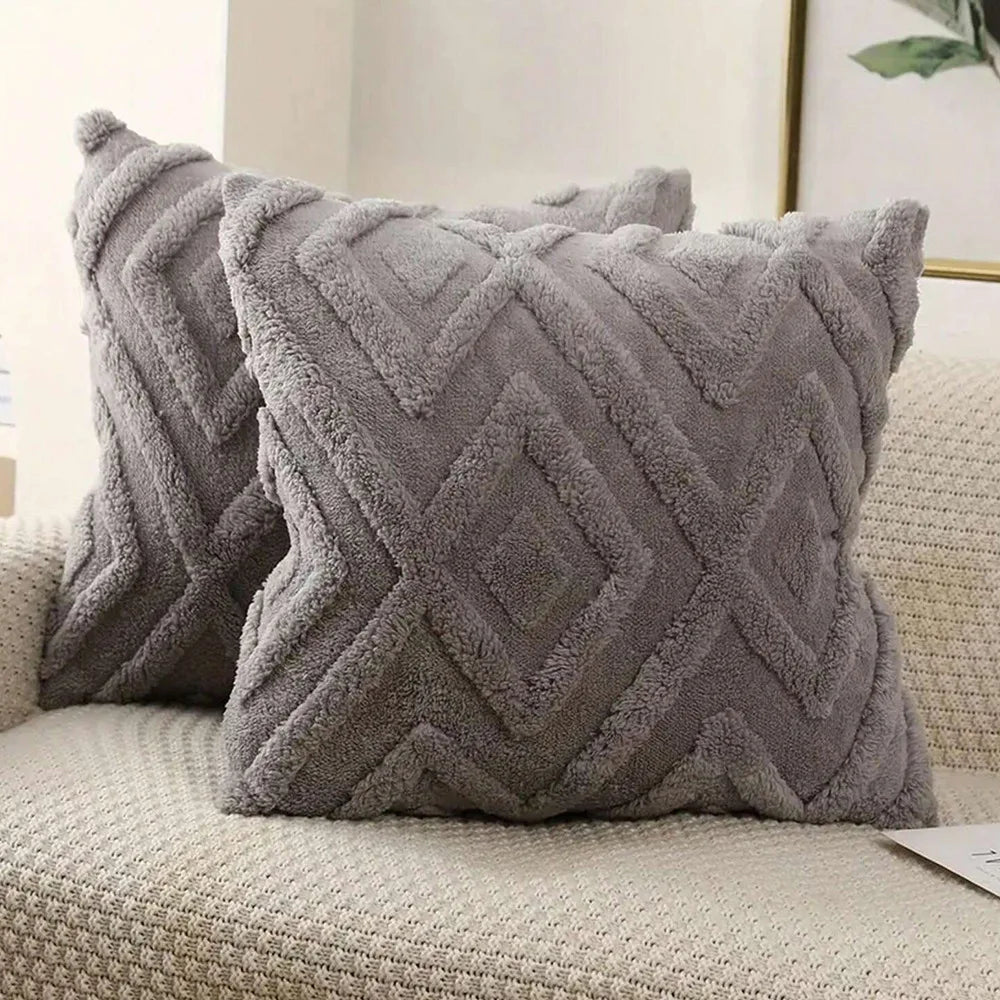 2-Piece Flannel Decorative Pillowcase Set – Soft Geometric Diamond Pattern Cushion Covers for Living Room and Bedroom - Home Fads