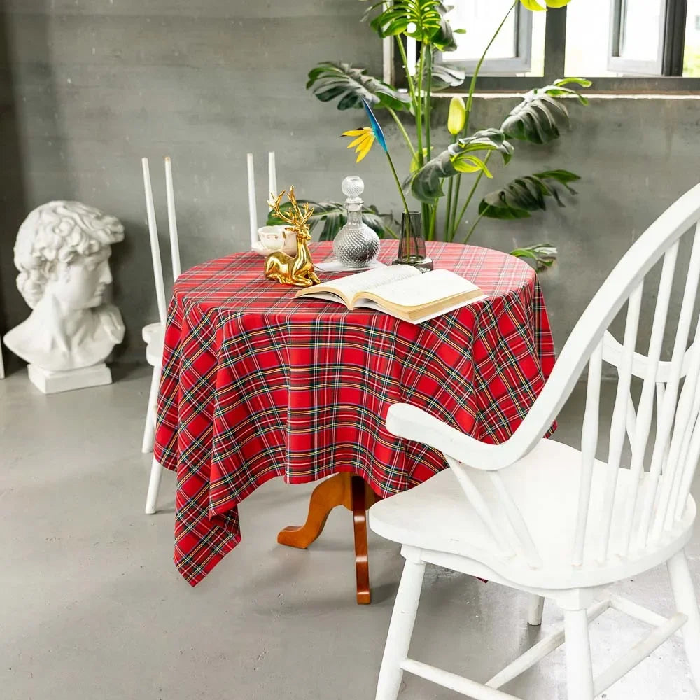 Plaid Tablecloth – Red and Green Christmas Rectangle & Square Table Cloth for Home, Living Room, and Party Decoration - Home Fads