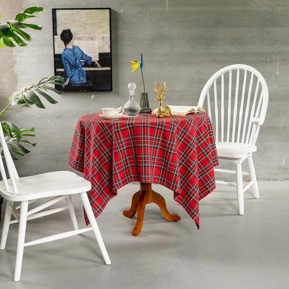 Plaid Tablecloth – Red and Green Christmas Rectangle & Square Table Cloth for Home, Living Room, and Party Decoration - Home Fads