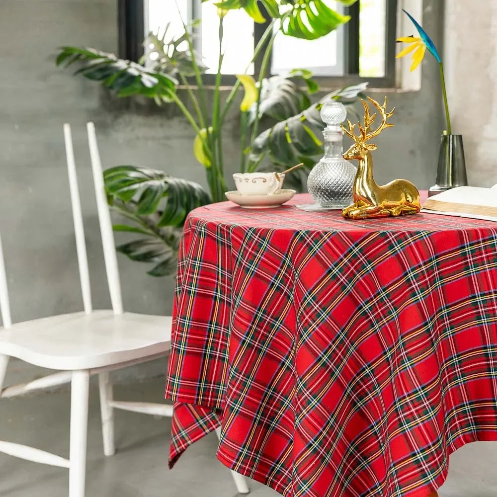 Plaid Tablecloth – Red and Green Christmas Rectangle & Square Table Cloth for Home, Living Room, and Party Decoration - Home Fads
