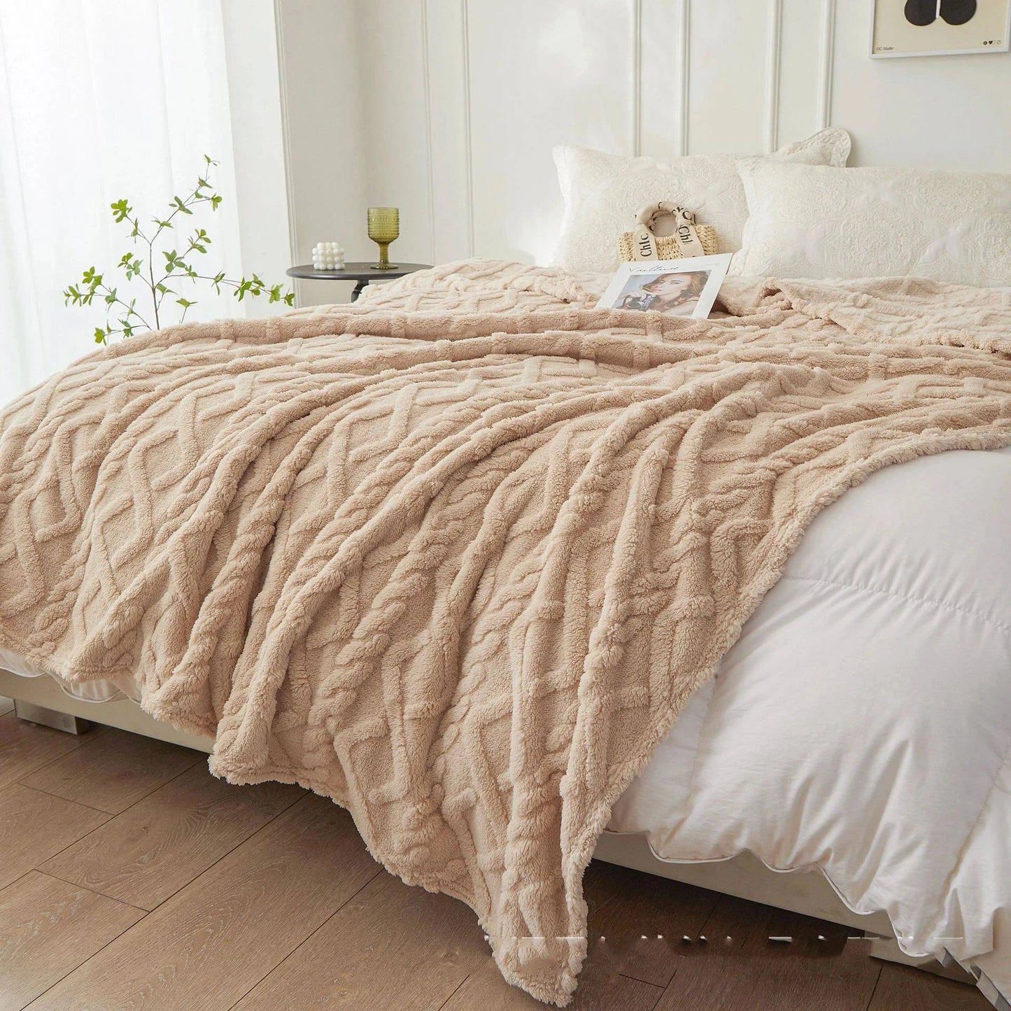 Premium Winter Sherpa Blanket: Soft Sofa Cover, Travel Wrap, Kids Bedspread - Luxurious Home Textile - Home Fads