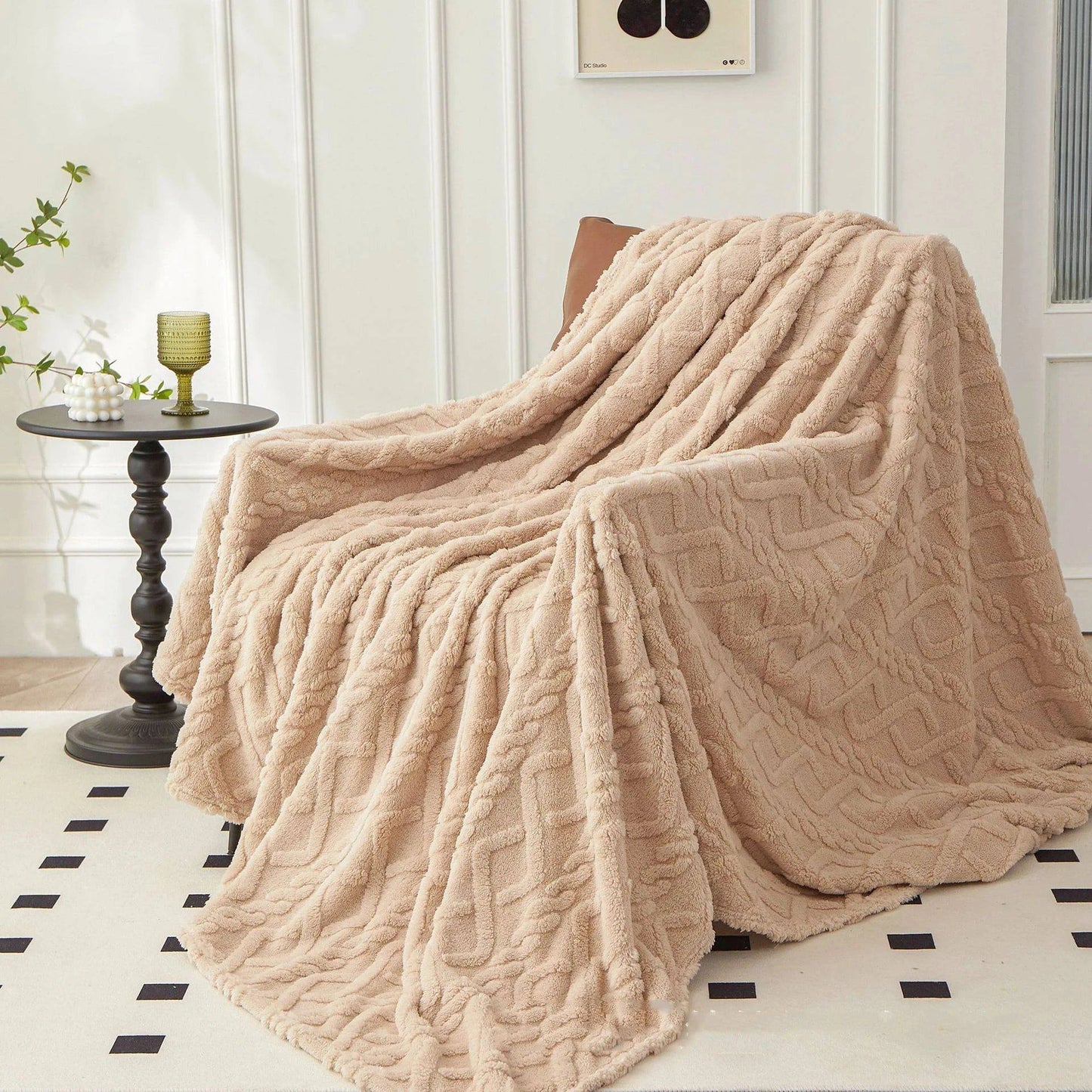 Premium Winter Sherpa Blanket: Soft Sofa Cover, Travel Wrap, Kids Bedspread - Luxurious Home Textile - Home Fads
