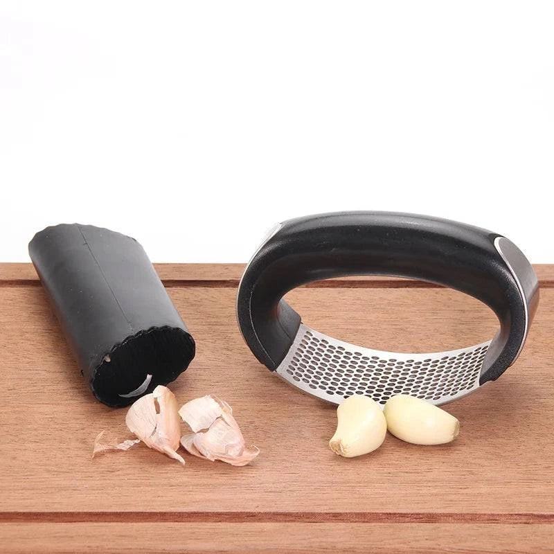 Stainless Steel Garlic Press – Manual Rocker Crusher for Garlic & Ginger – Ergonomic, Easy-to-Clean Kitchen Tool - Home Fads