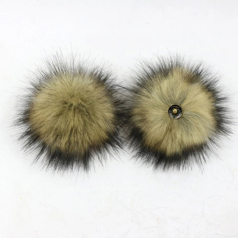 2-Pack Faux Fox Fur Pompoms – 12 cm Soft Snap-On Fluffy Balls for DIY Hats, Shoes, Crafts & Beanie Accessories - Home Fads 