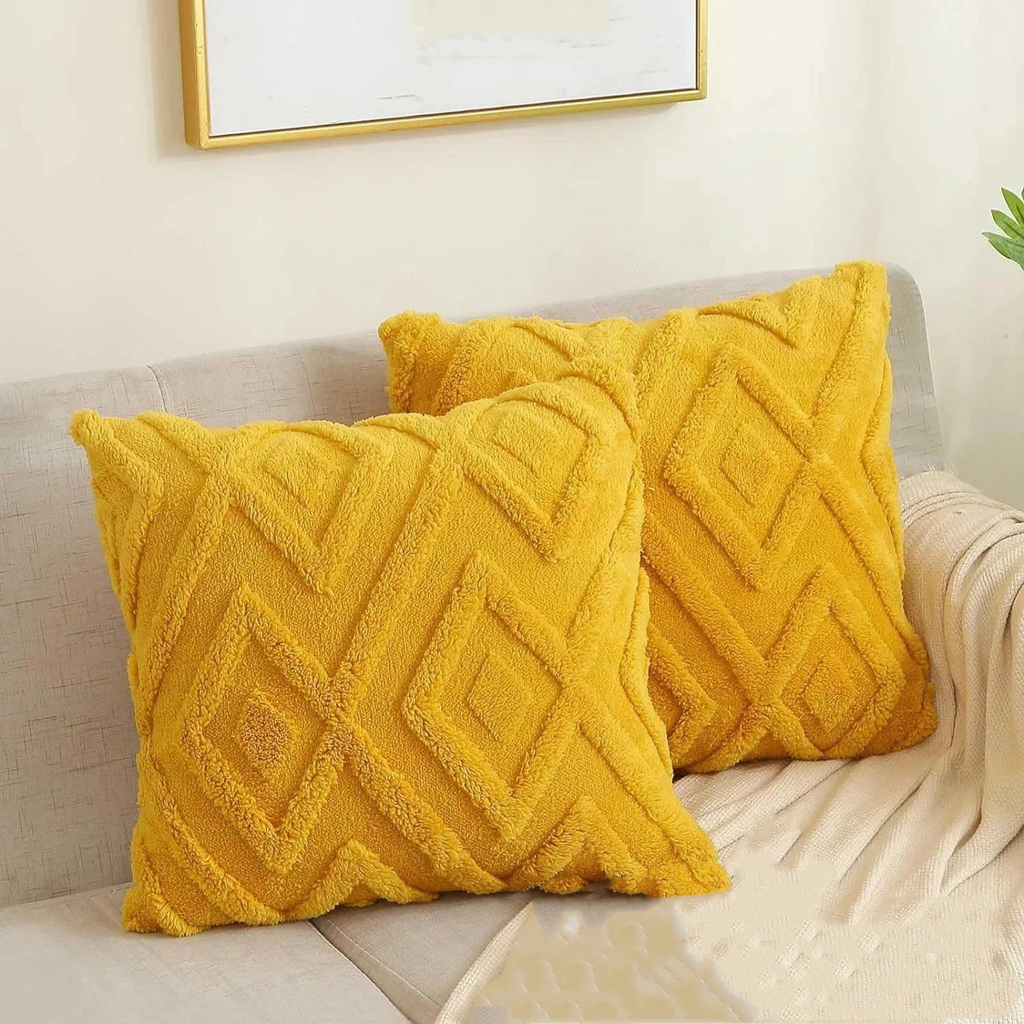 2-Piece Flannel Decorative Pillowcase Set – Soft Geometric Diamond Pattern Cushion Covers for Living Room and Bedroom - Home Fads 