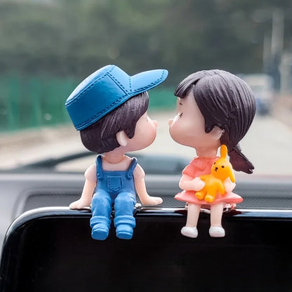 Charming Cartoon Couple Resin Figurines – Elegant Car Dashboard Decorations and Unique Valentine’s Day Gift - Home Fads 