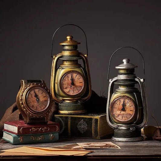 Elegant Vintage Desk Clock - Retro-Inspired Timepiece for Living Room, Office, and Home Decor - Home Fads 