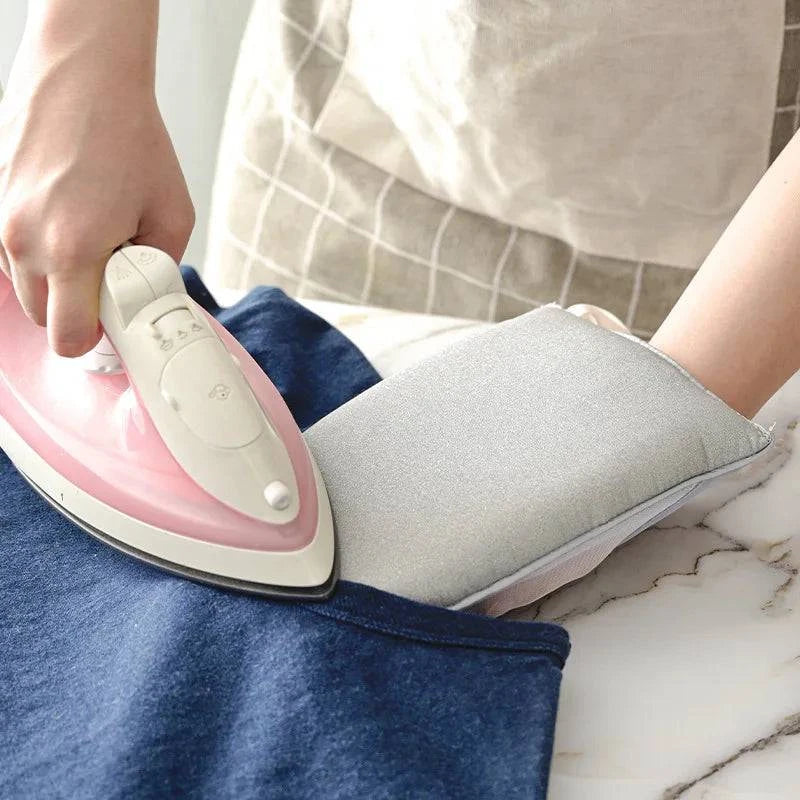 Heat-Resistant Garment Steamer Ironing Gloves with Finger Loop - Home Fads