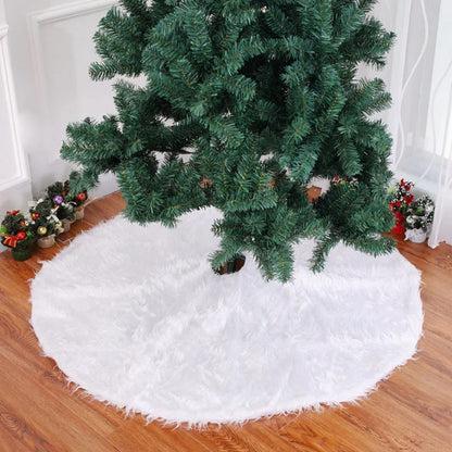 Luxurious White Plush Holiday Tree Skirt – Soft and Durable Base Cover Available in 78cm, 90cm, and 122cm for Festive Tree Decoration - Home Fads 