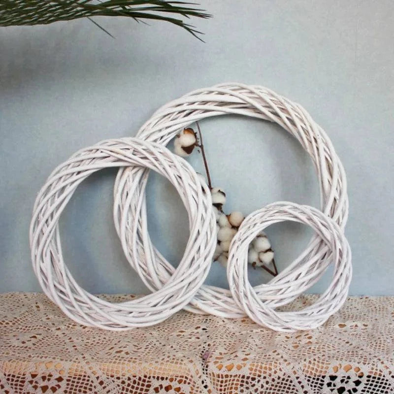 White Rattan Wreath Ring – DIY Craft Base for Home Décor, Gifts, and Seasonal Celebrations (10, 20, 25, 30 cm) - Home Fads 