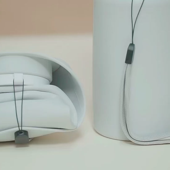 Compact Pet Hydration Solution: Collapsible Water Bottle for Dogs and Cats - 550ml Outdoor Walking Companion - Home Fads